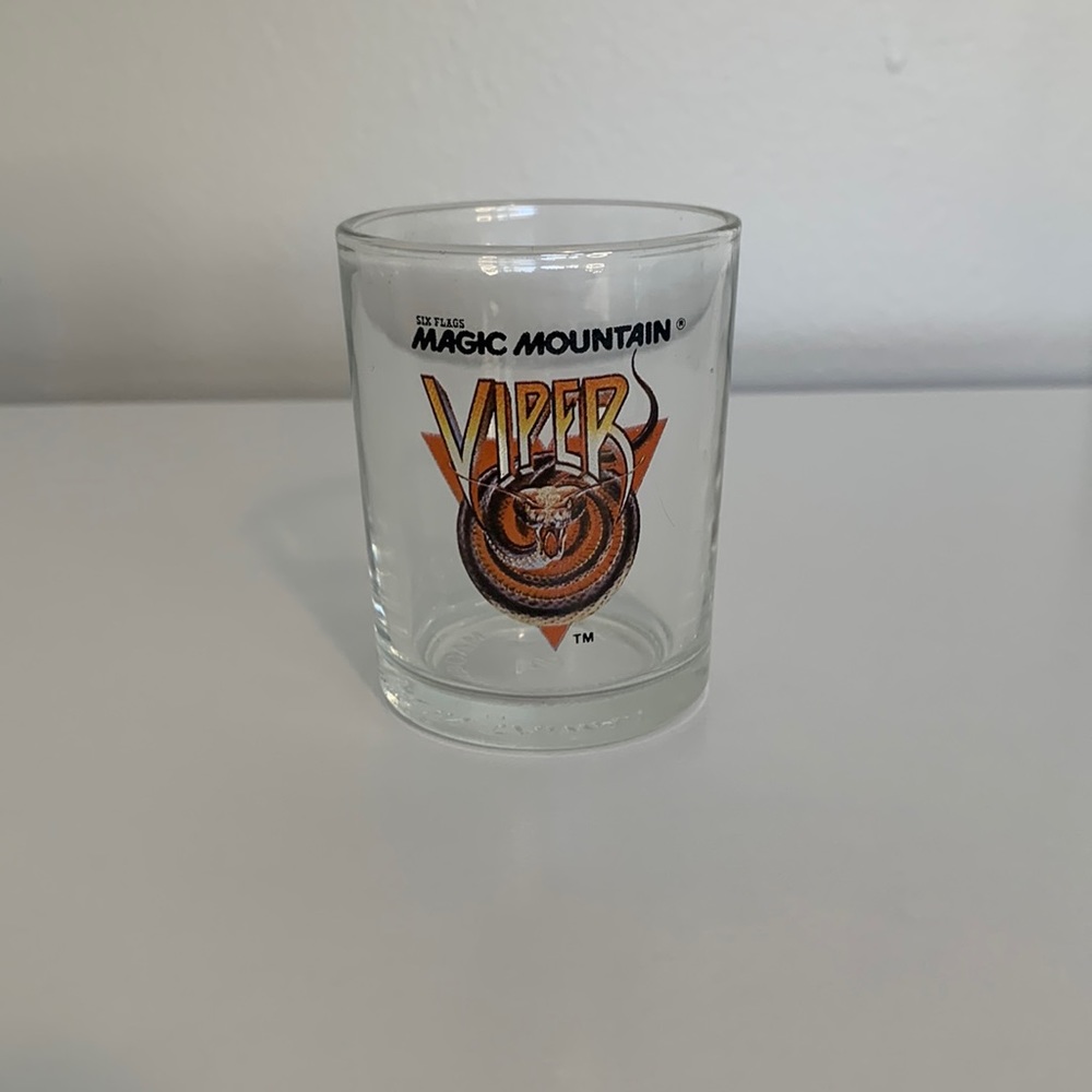 VTG Six Flags Magic Mountain Viper shot glass 1970s